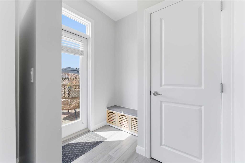 Picture for 151 Evanscrest Park NW
