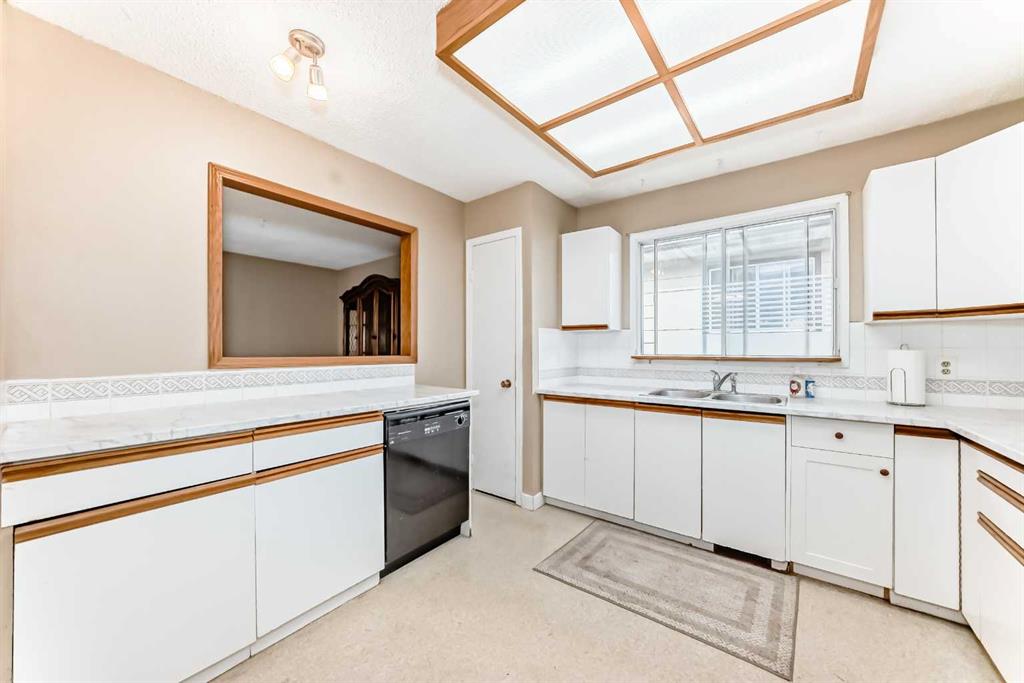 Picture for 112 Albert Street SE