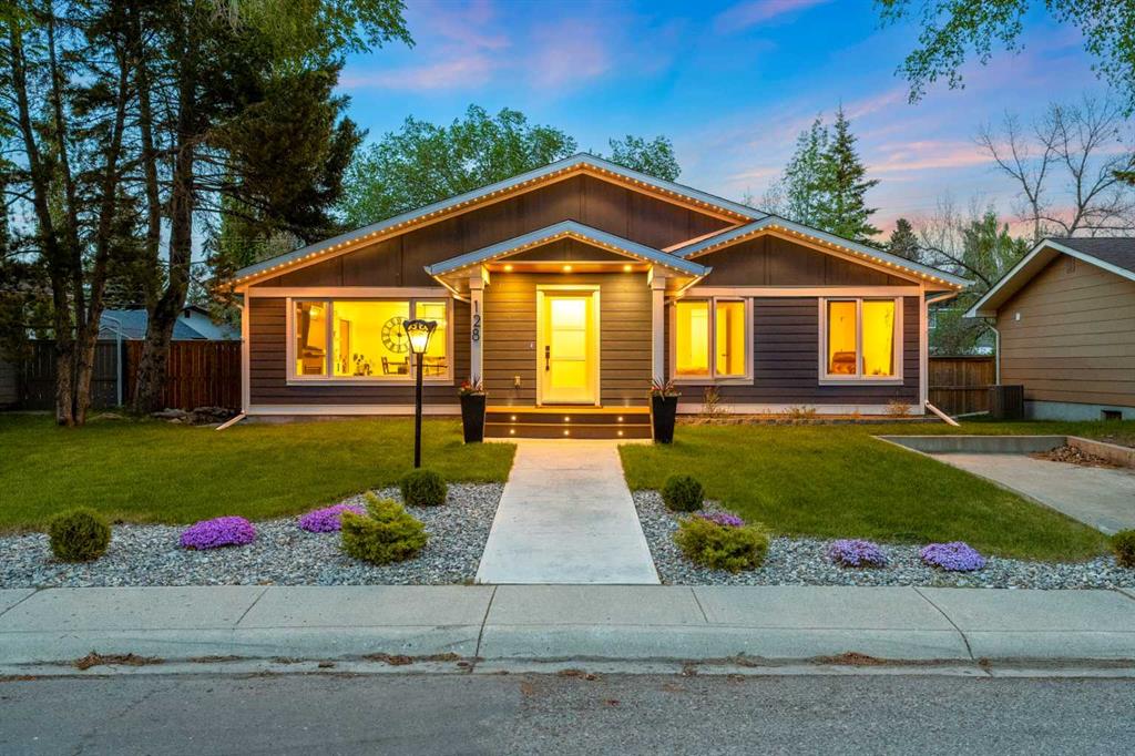 Picture for 128 Lake Moraine Place SE