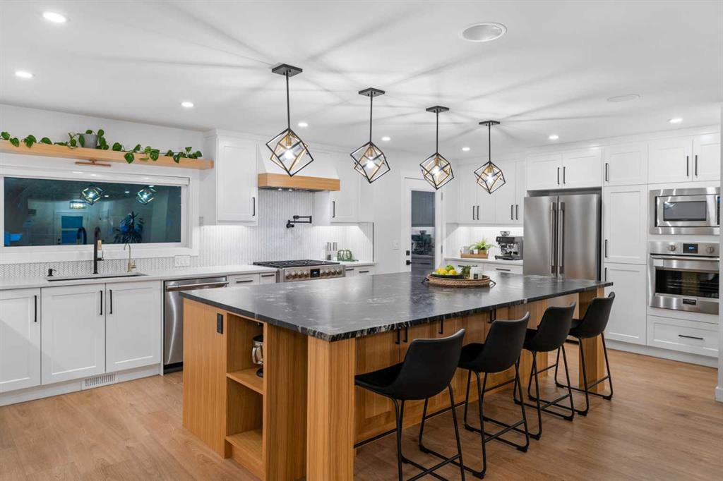 Picture for 128 Lake Moraine Place SE