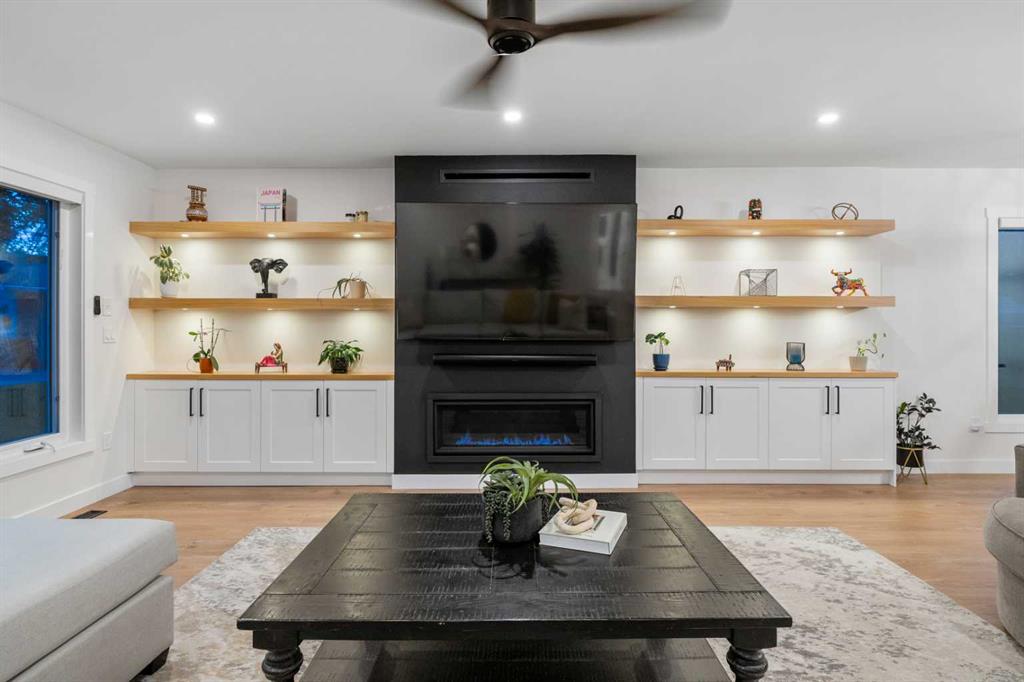 Picture for 128 Lake Moraine Place SE