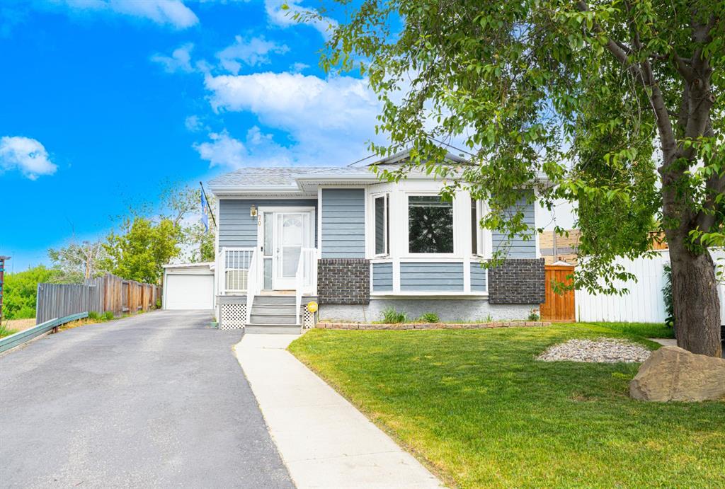 Picture for 70 Elizabeth Way SE