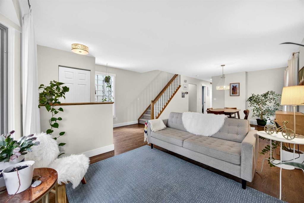 Picture for 510 10 Avenue NE