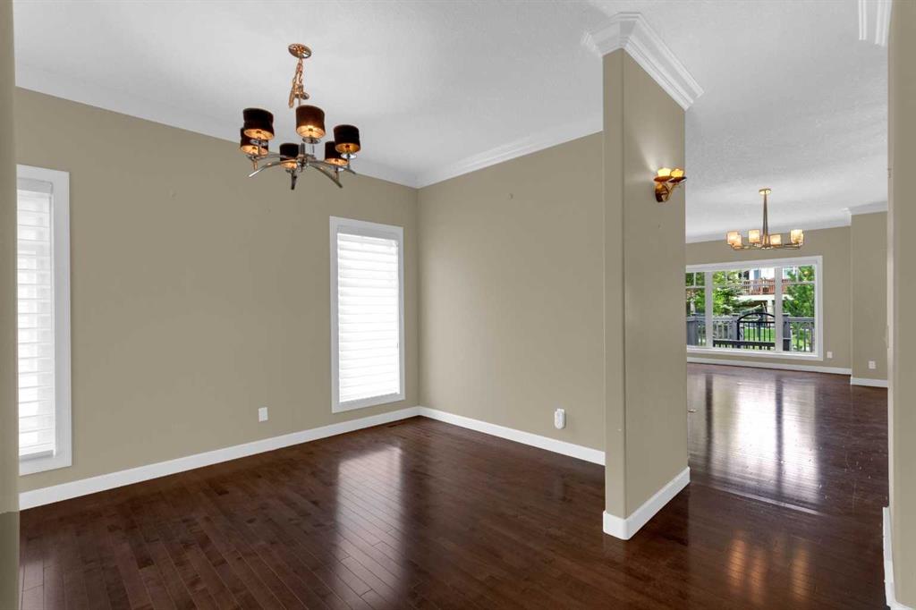 Picture for 8 Bridle Estates Manor SW