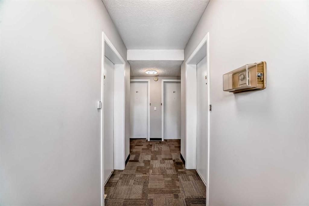 Picture for 57, 175 Manora Place NE