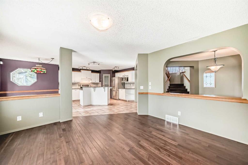 Picture for 77 Citadel Ridge Green NW https://www.cirrealty.ca/reb/creb/38/A2266438_20.jpg