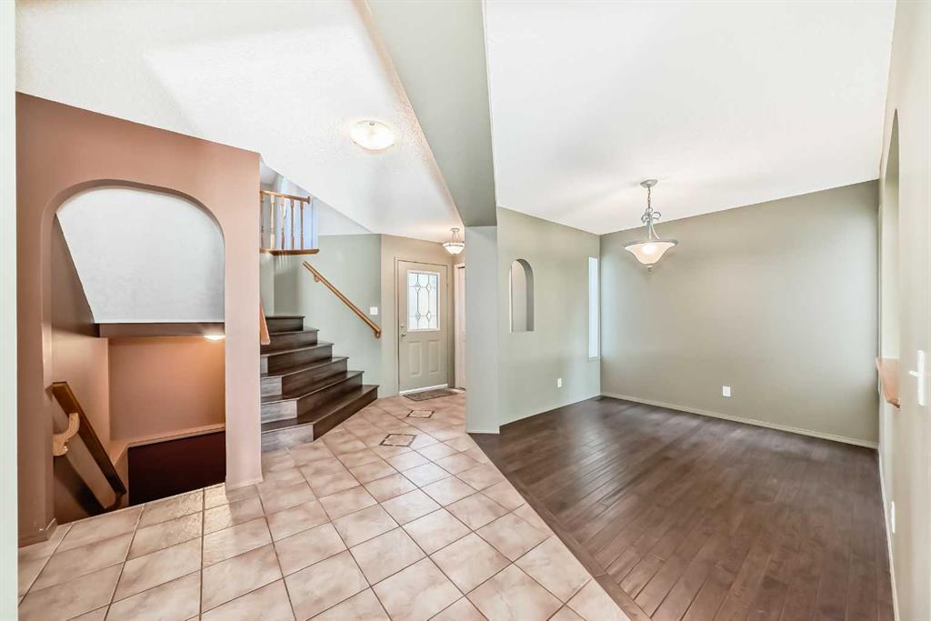 Picture for 77 Citadel Ridge Green NW https://www.cirrealty.ca/reb/creb/38/A2266438_21.jpg