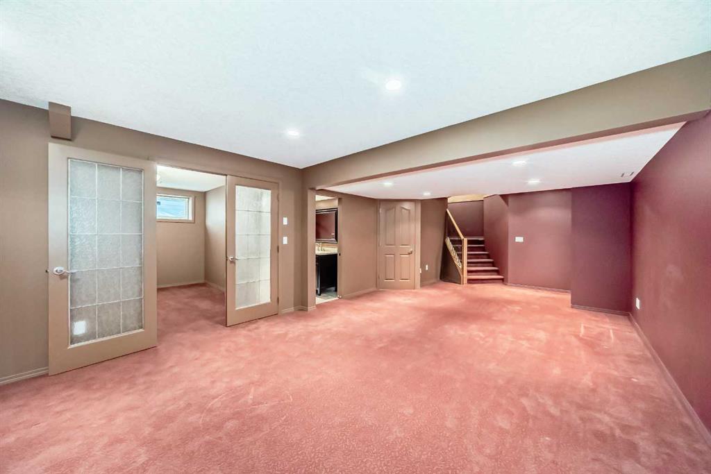 Picture for 77 Citadel Ridge Green NW https://www.cirrealty.ca/reb/creb/38/A2266438_39.jpg