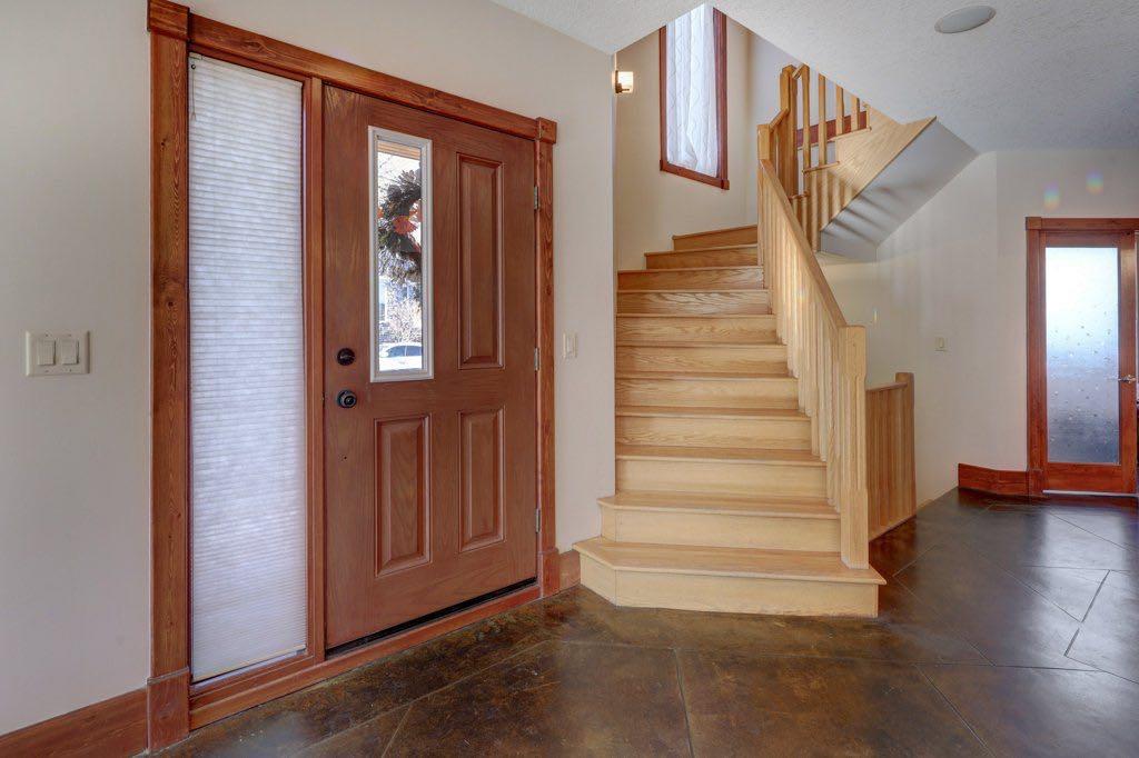 Picture for 2720 20 Street SW