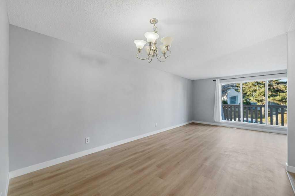Picture for 53,55 Dovercliffe Way SE