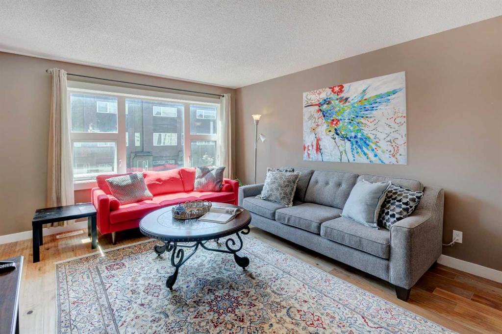 Picture for 336 Covecreek Circle NE