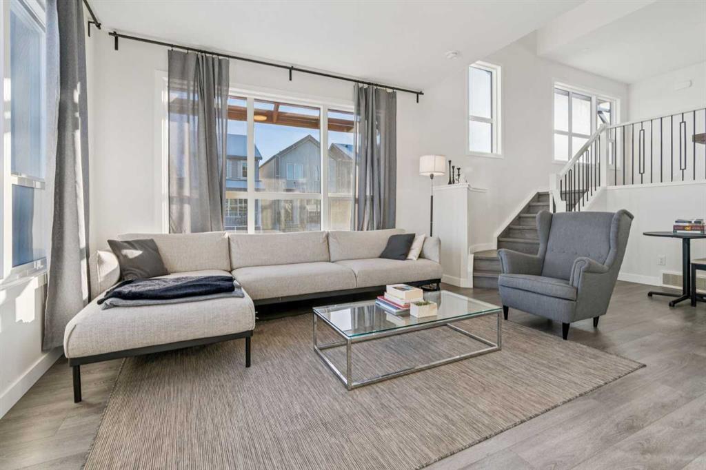 Picture for 101 Lavender Manor SE