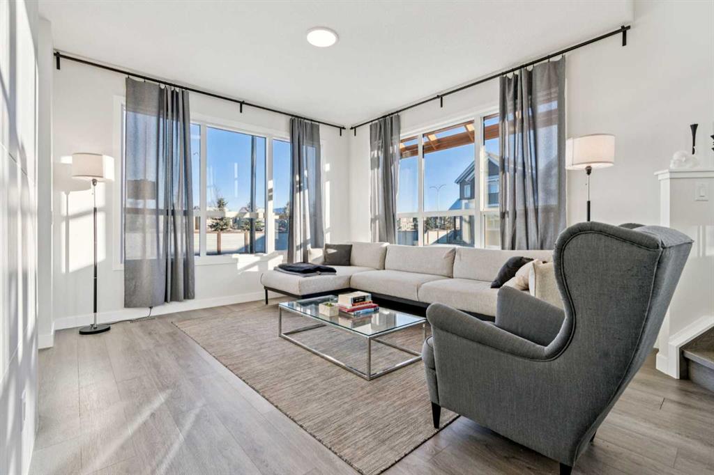 Picture for 101 Lavender Manor SE