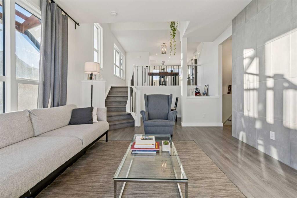 Picture for 101 Lavender Manor SE