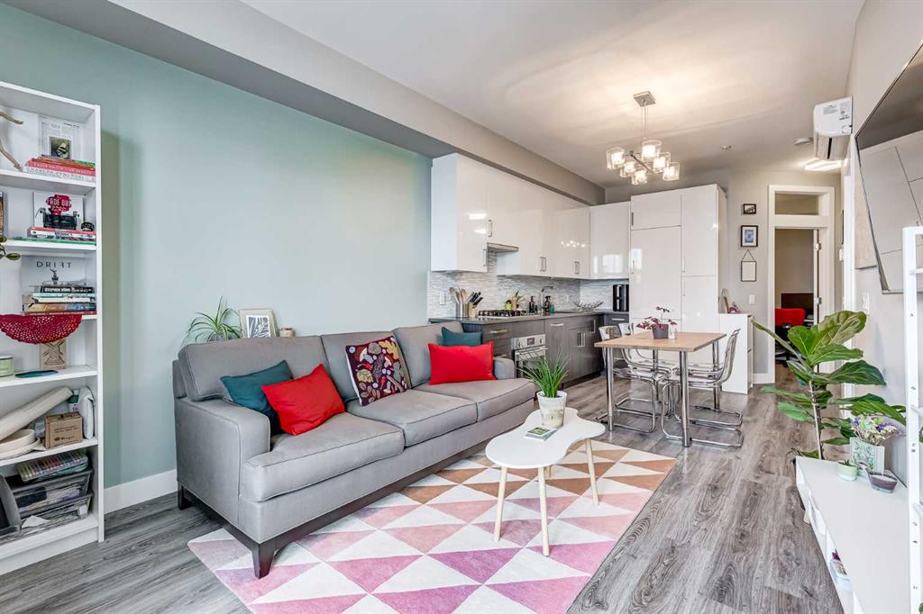 Picture for 415, 515 4 Avenue NE