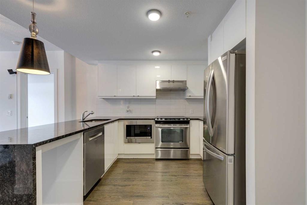 Picture for 103, 25 Aspenmont Heights SW