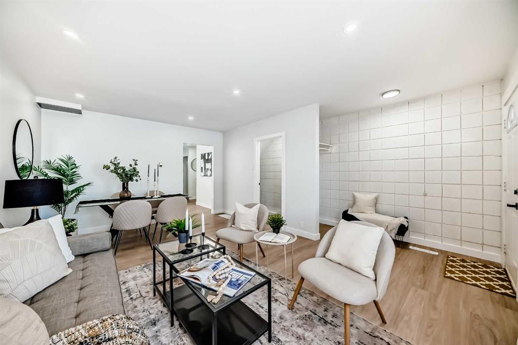 Picture for 146, 2211 19 Street NE