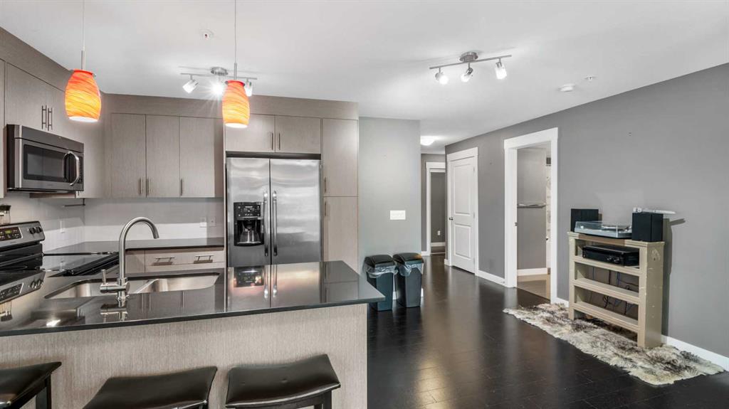 Picture for 3115, 240 Skyview Ranch Road NE