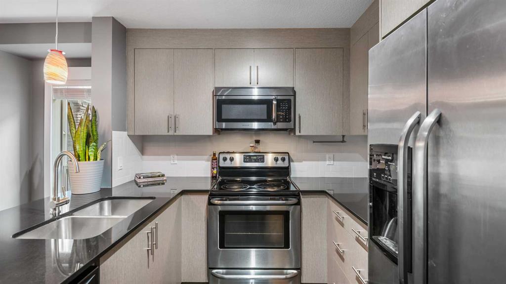 Picture for 3115, 240 Skyview Ranch Road NE