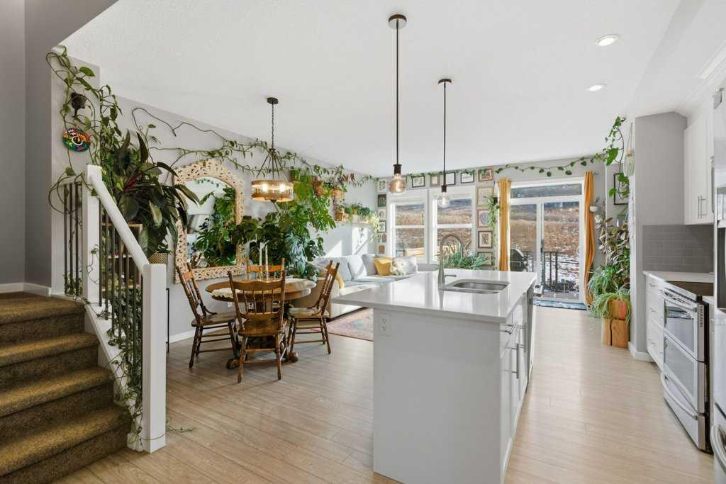 Picture for 27 Heritage Vista 