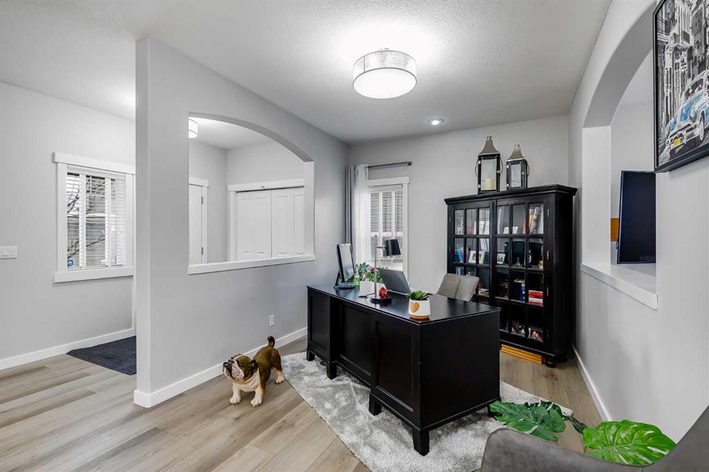 Picture for 214 Chapalina Court SE