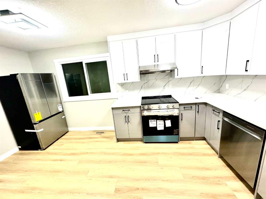 Picture for 7620 27 Street SE