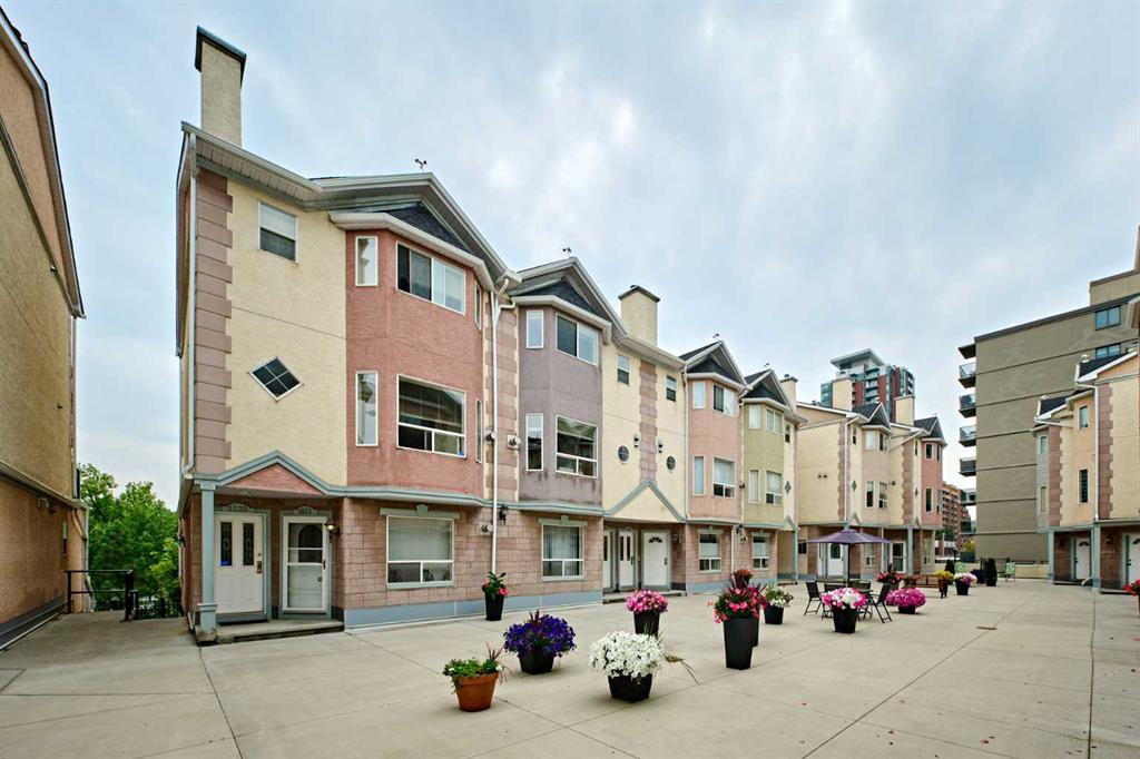 Picture for 1535 11 Street SW