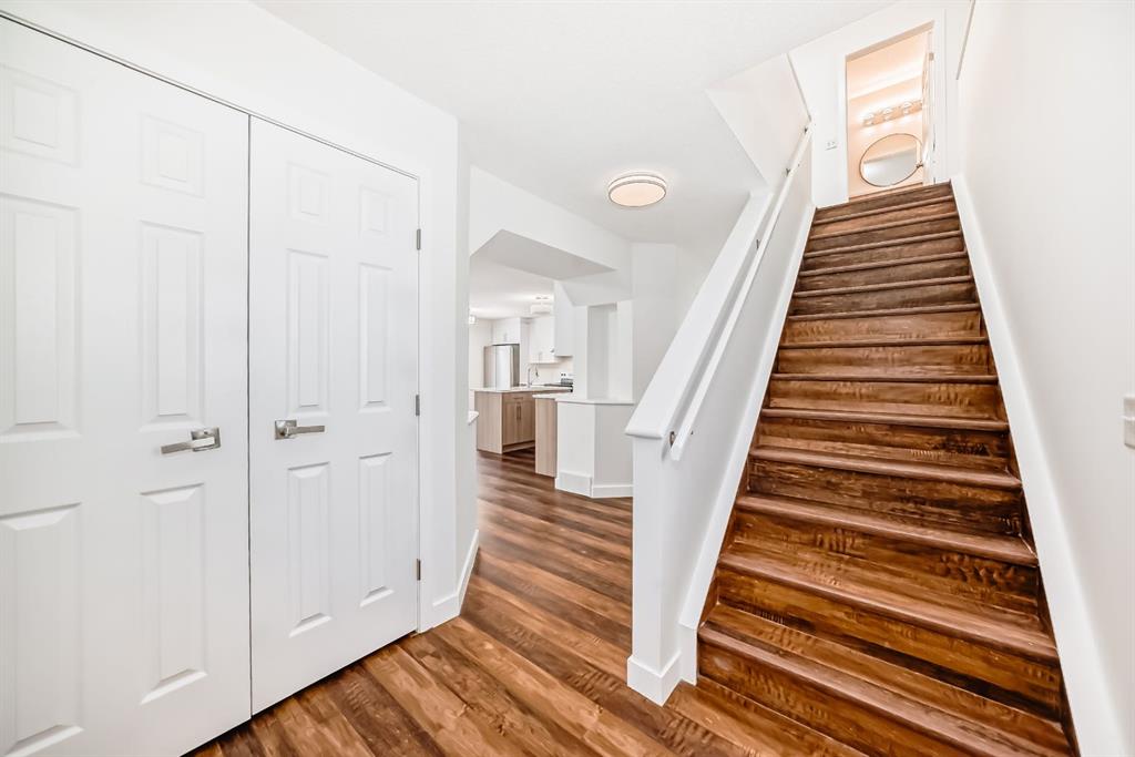 Picture for 87 Bridlepost Green SW