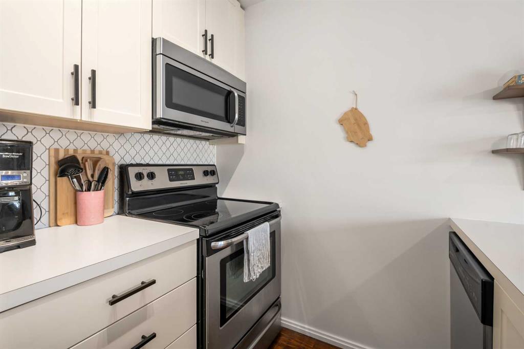 Picture for 1403, 279 Copperpond Common SE