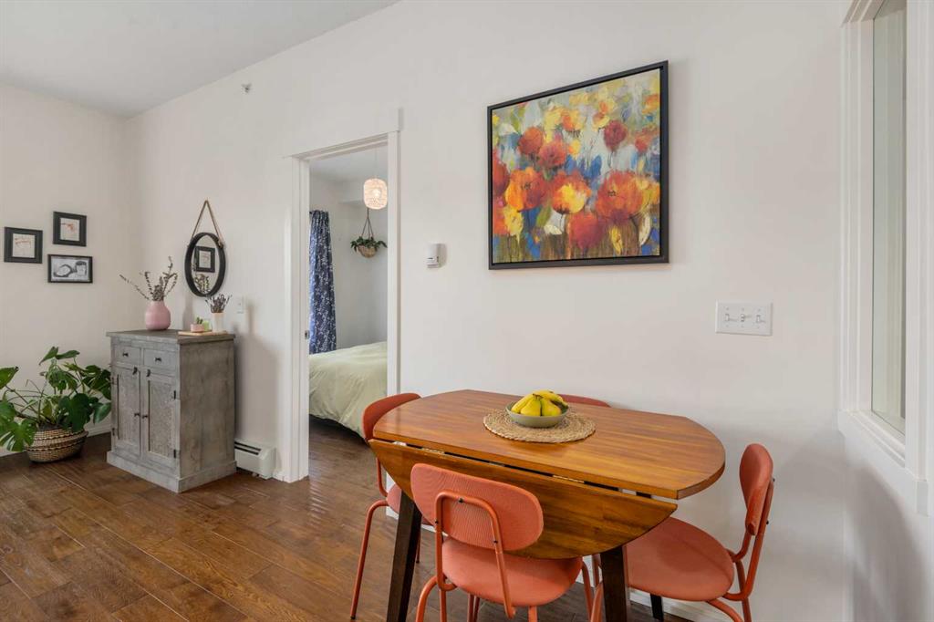 Picture for 1403, 279 Copperpond Common SE