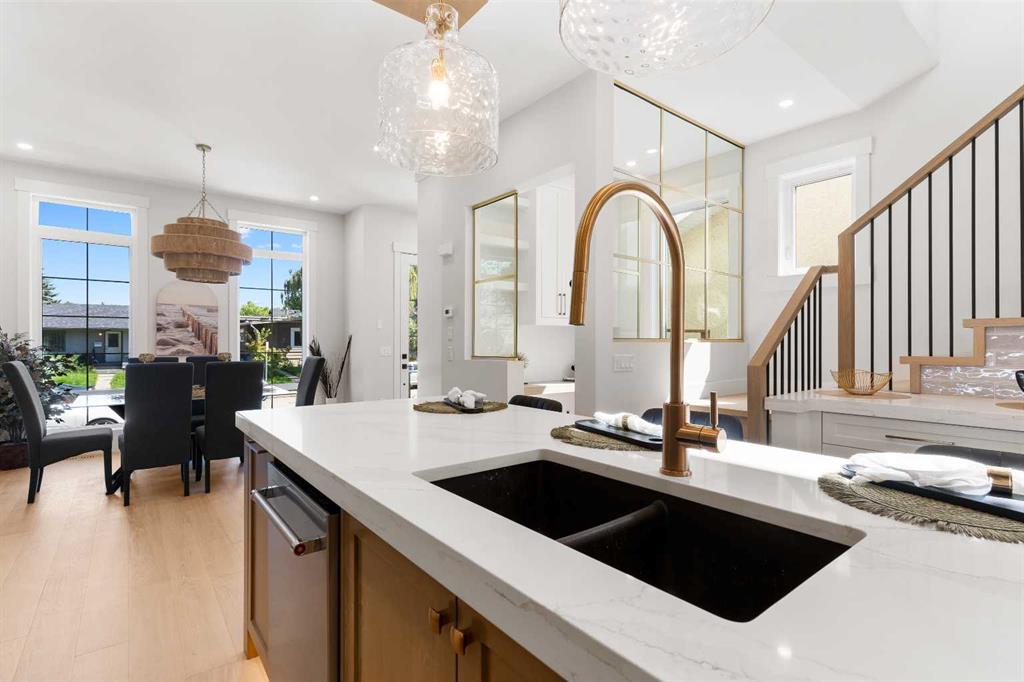 Picture for 1425 44 Street SW