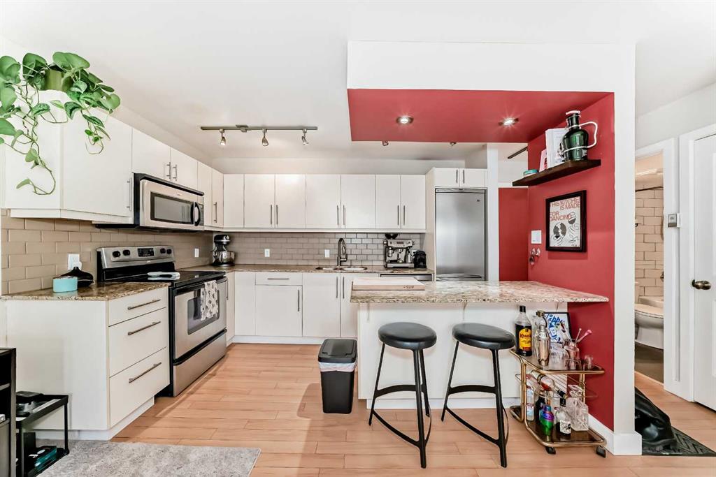 Picture for 304, 824 4 Avenue NW