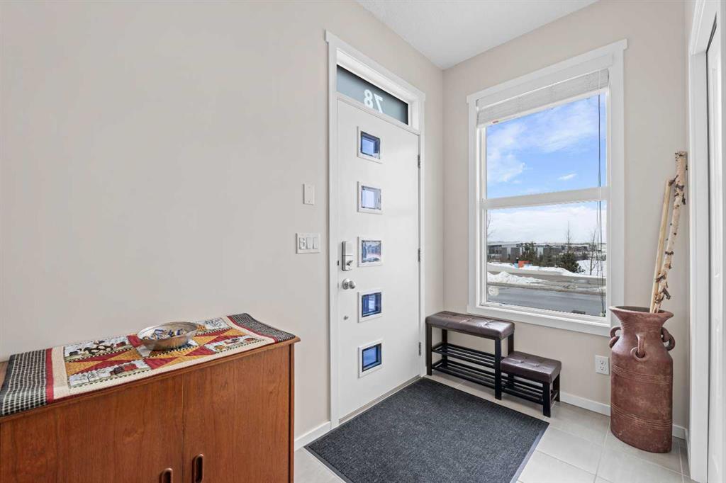 Picture for 78 Livingston Gate NE