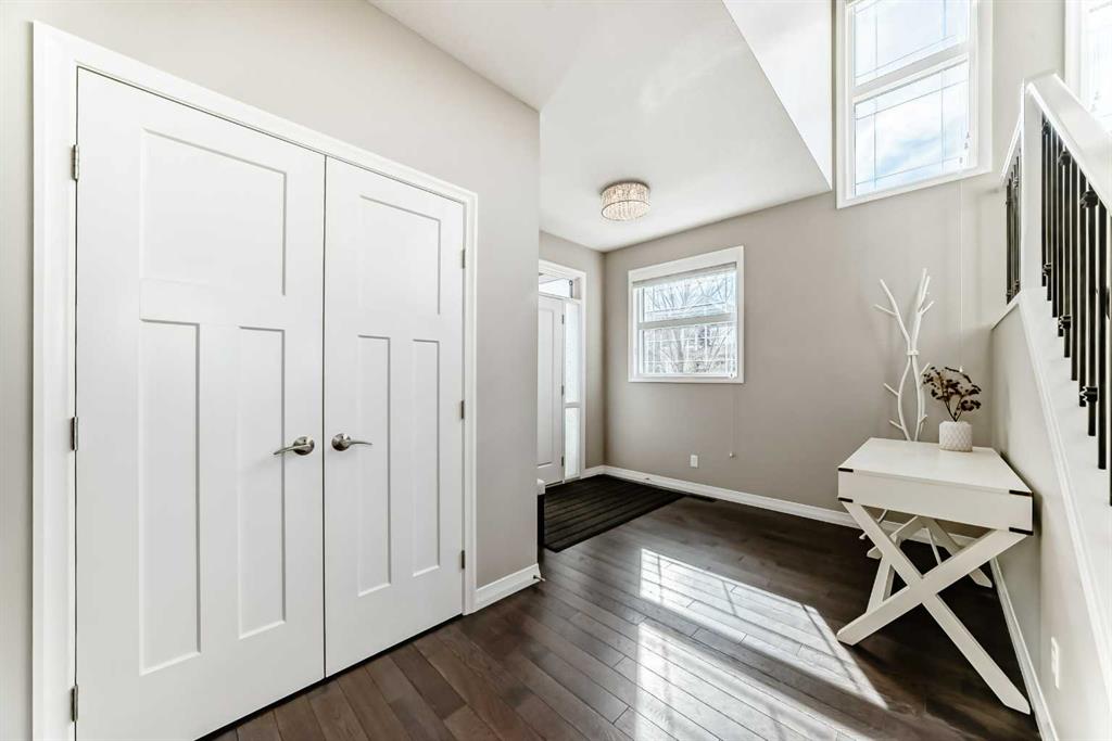 Picture for 8 Masters Court SE