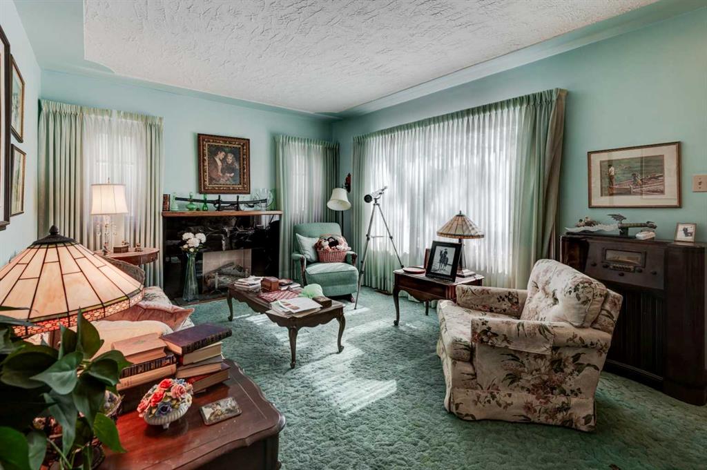 Picture for 720 22 Avenue NW