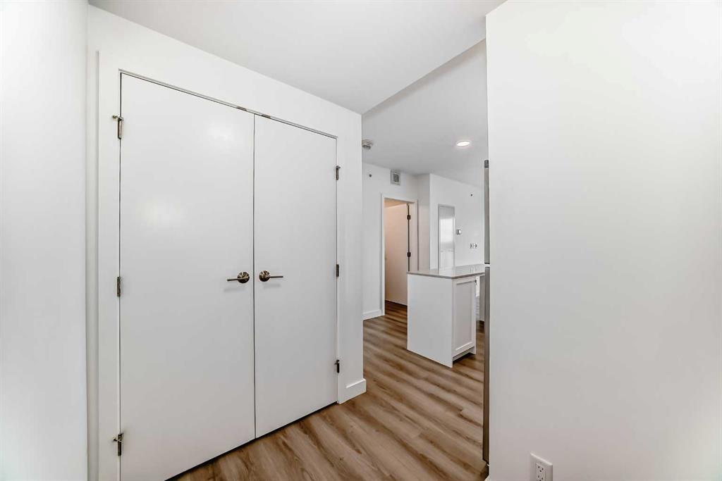 Picture for 1202, 123 4 Street NE