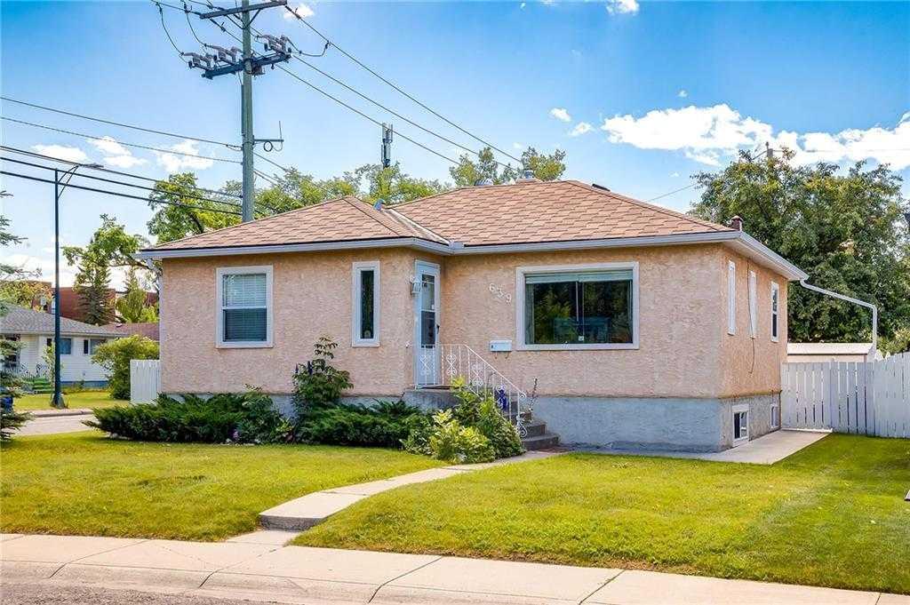 Picture for 639 18 Avenue NE