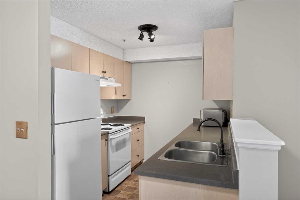 Picture for 3223, 16320 24 Street SW