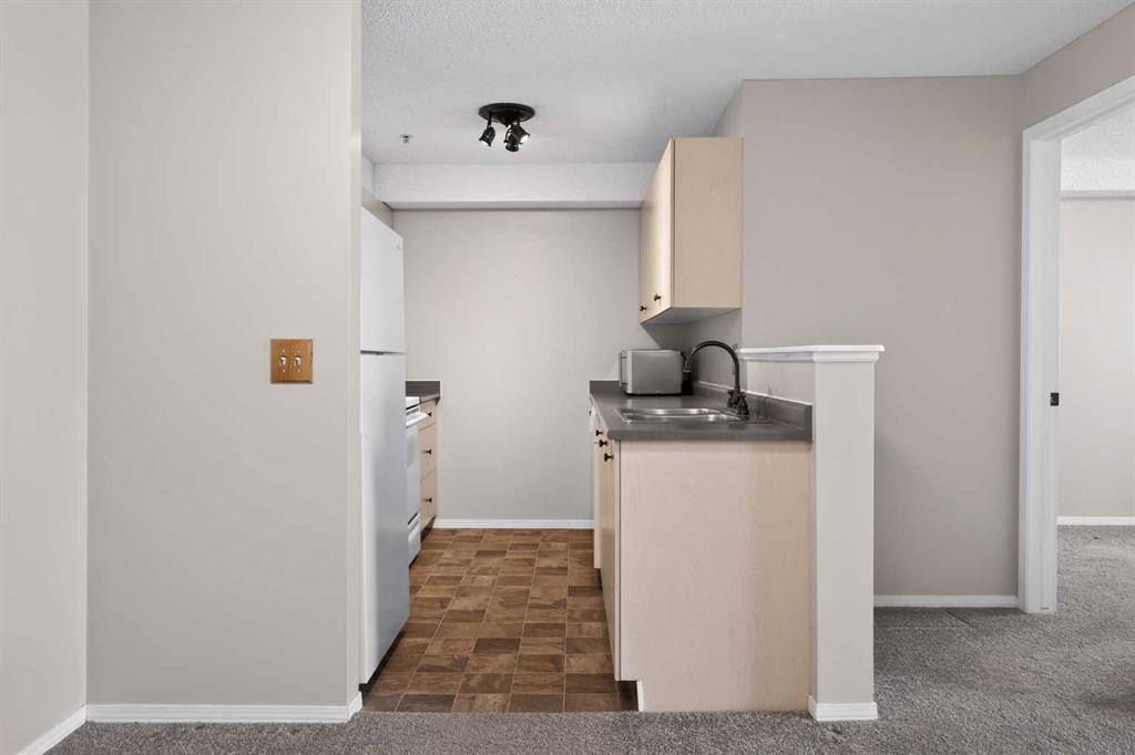 Picture for 3223, 16320 24 Street SW