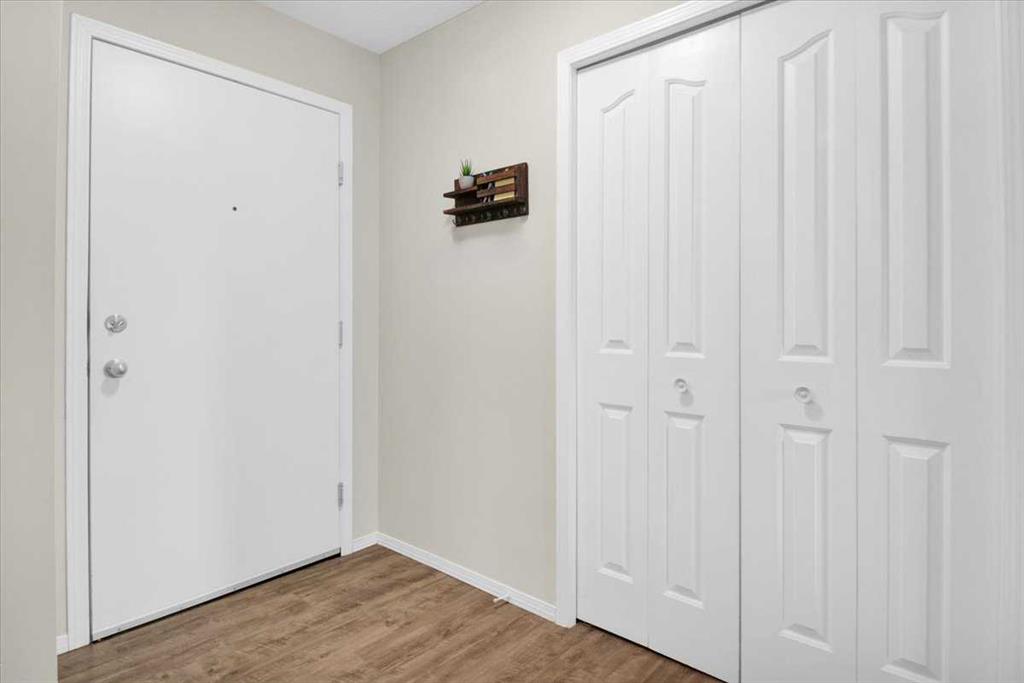 Picture for 4122, 4975 130 Avenue SE