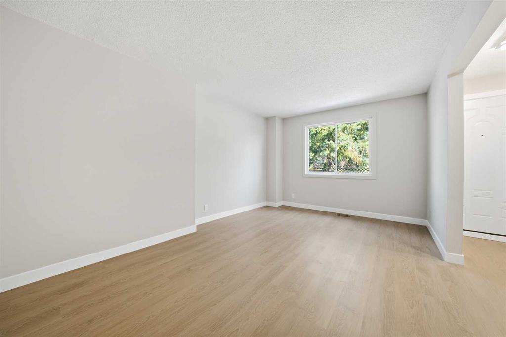 Picture for 8, 4936 DALTON Drive NW