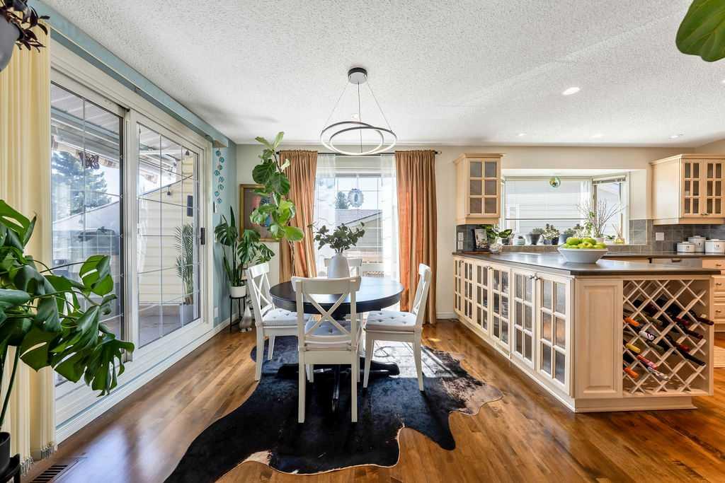 Picture for 59 Strathcona Close SW