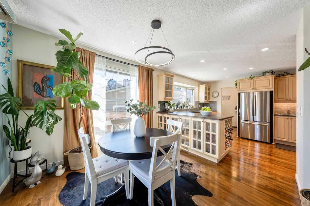 Picture for 59 Strathcona Close SW