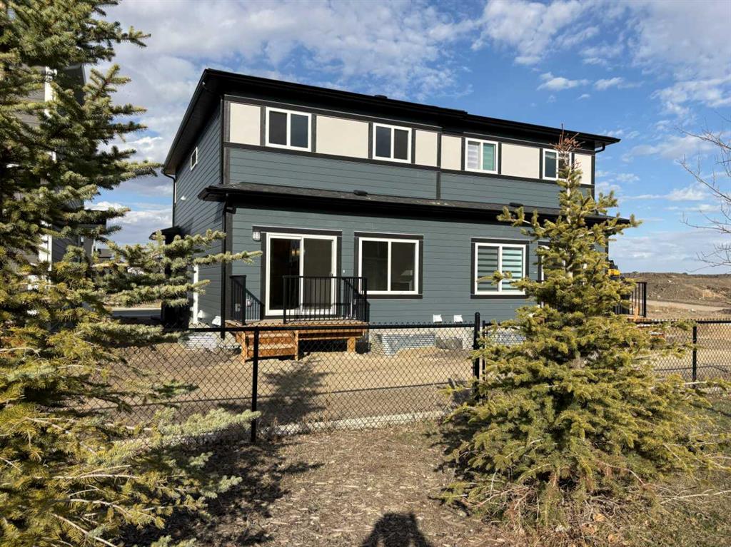 Picture for 272 Legacy Glen Parade SE