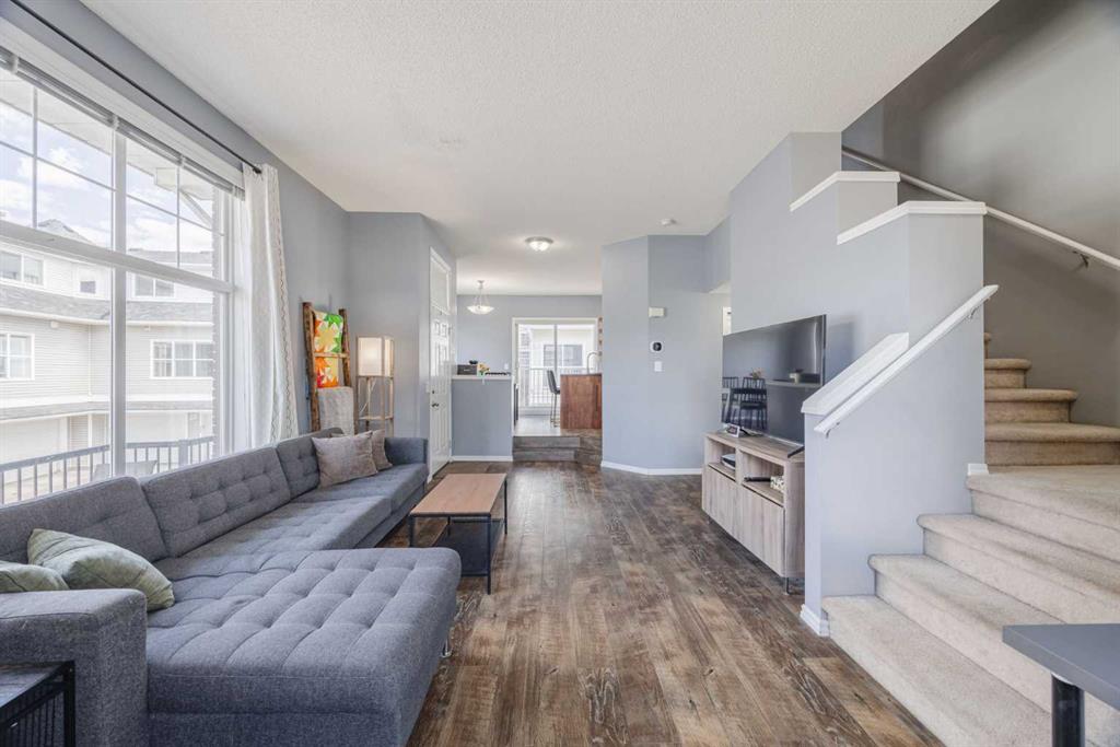 Picture for 322 Mckenzie Towne Link SE