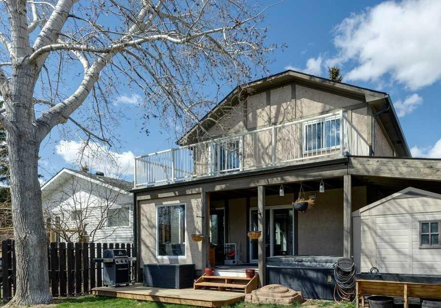 Picture for 33 Big Springs Crescent SE