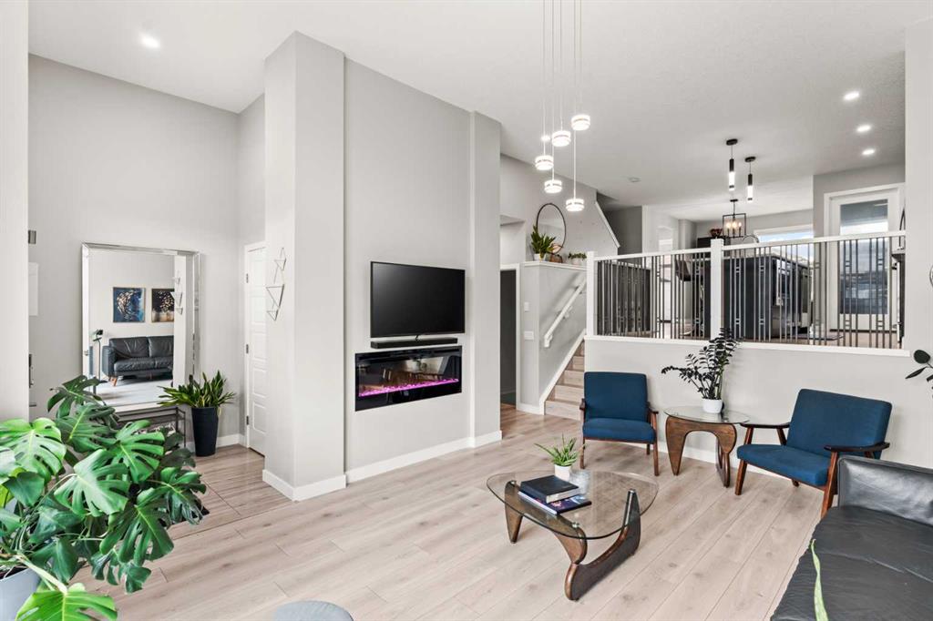 Picture for 46 Corner Meadows Common NE