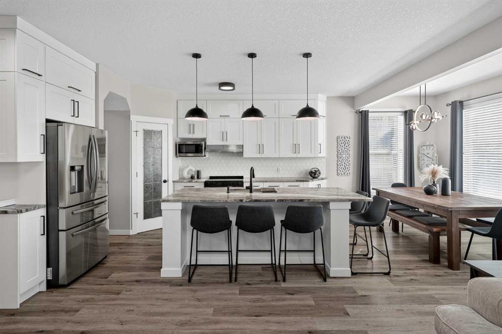 Picture for 176 Chapalina Heights SE
