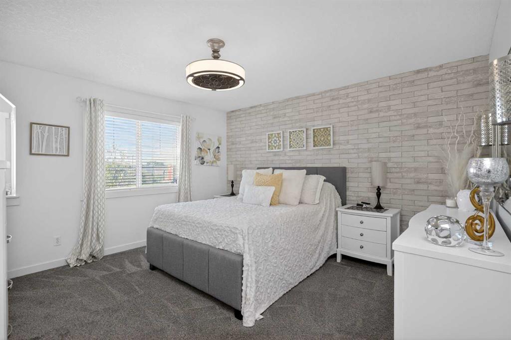 Picture for 176 Chapalina Heights SE