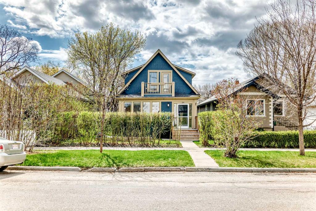 Picture for 211 10 Avenue NE
